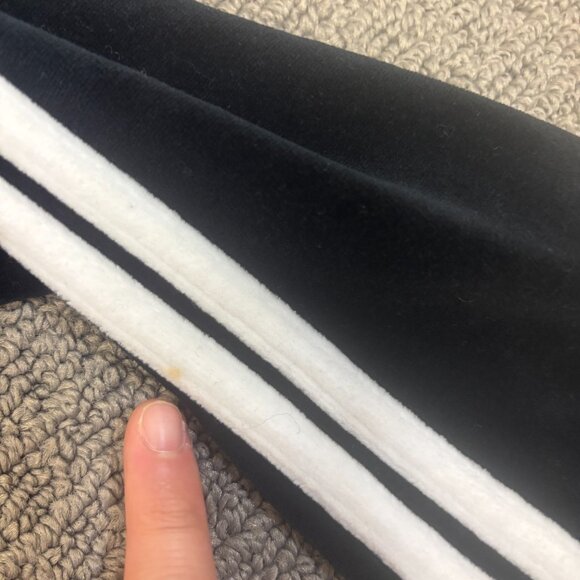 Vintage Juicy Couture Tracksuit Jacket Large Black Velour Cropped Y2K Rhinestone - Picture 11 of 11